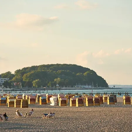 Faehrblick Moba-travel * Lubeka